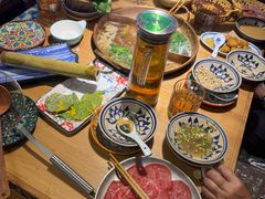 -洱火云南酸菜牛肉火锅(石景山当代商城店)