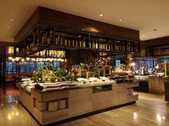 自助取餐区-OPEN開全日自助餐厅·牛肉火锅·海鲜(佛山希尔顿酒店)