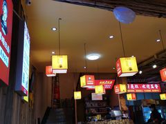 -阿婆情腊排骨火锅(金虹路店)