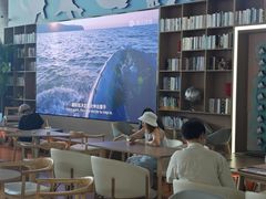 -抱抱地球咖啡馆(国家海洋博物馆店)