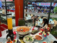 -刘姐啤酒鱼民族演艺餐厅(西街总店)