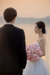 -莫兰迪婚纱摄影