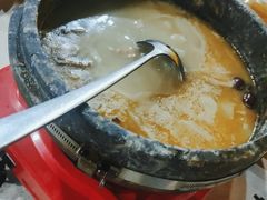 -墨脱石锅椰子鸡•香草鸭•东山羊(大东海店)