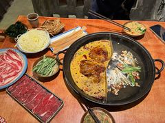 -周小明火锅(黑金冠社区店)