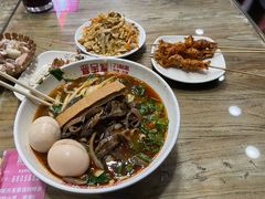 -晋宝章大同刀削面(月坛店)