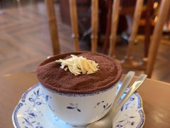 -Café Monson