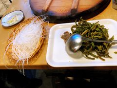 -万里闯关东铁锅炖菜馆(高新旗舰店)
