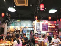 大堂-蚝堡海鲜·威海菜·海肠捞饭·烧烤·亚洲吃蚝公司(幸福门店)