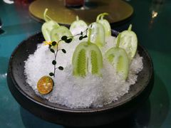 雀舌蟹粉狮子头-荷风细雨·中国茶宴(碧云店)