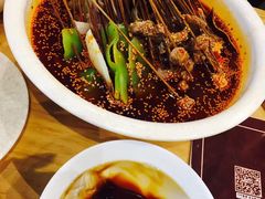 -嘉州叶婆婆钵钵鸡(建设路店)