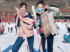 -济南卧虎山滑雪场