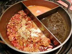 -热火朝天鲜切牛肉火锅(南强街巷店)