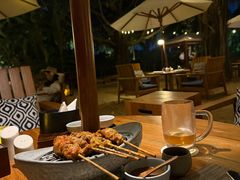-三亚艾迪逊酒店·海滩烧烤 BARBACOA·现场乐队·浪漫晚餐·烧烤海鲜