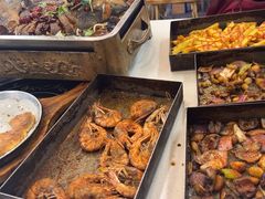 -老东镇啤酒屋海鲜加工·蒸汽海鲜·海鲜烧烤(台东店)