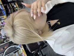 -藤野造型烫染·漂发