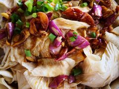 葱油淋山水付竹-堤边美食