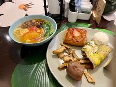 -天津京基皇冠假日酒店