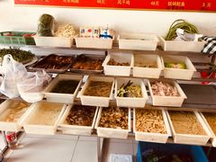 自助取餐区-兴国苑酒店