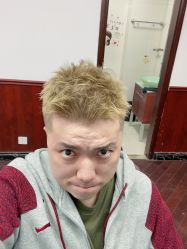 -纯剪男士理发馆·烫染专业店