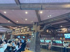 -横琴湾畔餐厅(长隆海洋王国白鲸剧场店)