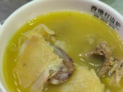 -禄婶鸡煲·打边炉