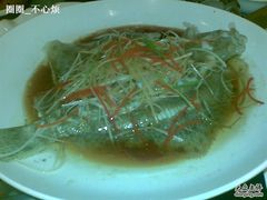 -胶东海鲜大排档(北太平庄店)
