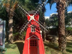 -亚龙湾亚泰商业街