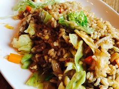 -玛格萝妮(汇智国际商业中心店)