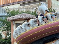 -七彩云南欢乐世界