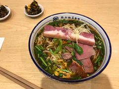 -镇南锅盖面馆(解放路店)