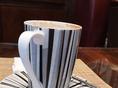 -上海和平饭店维克多咖啡厅 Victor's