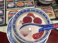 -广信牛奶甜品世家(台东店)