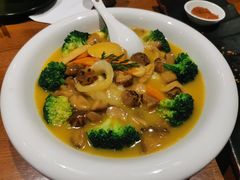 松茸烩花胶-敏珠拉姆藏餐·南京厨房(富春江东街店)