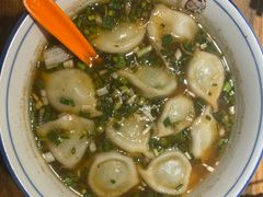 酸汤韭菜饺子-吴满满油泼面(北方风味园店)