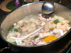 -凤园椰珍·臻品椰子鸡(保利时光里店)