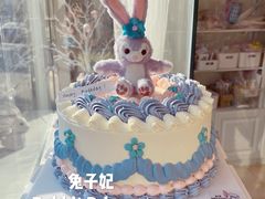 卡通蛋糕-兔子妃私人定制蛋糕(城南花苑南区店)