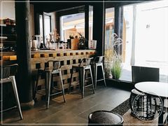 -Metal hands·铁手咖啡