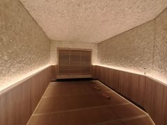 -涨巢·潮玩水疗局