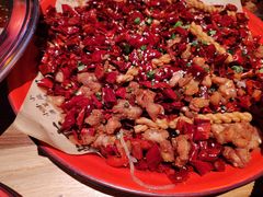 破店碎碎鸡-破三川·新川菜(静安大融城店)
