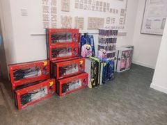 -缤纷鸟美术书法(汉神购物广场校区)