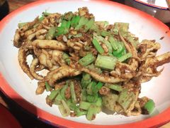 -老三样·美食研究中心(世贸路店)