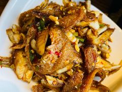 手撕小黄鱼-小城粥道·海胆鲜虾粥(解放广场店)