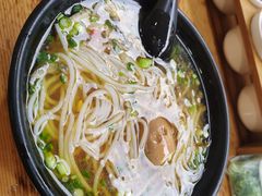 -二哥米线 丽江店
