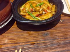 -民间瓦缸煨汤館(嵩山路店)