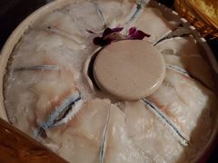 -老牌坊云南鱼豆花火锅(哈西万达店)