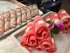 -尚尚仙·酸汤猪手·猪肚鸡火锅(华联万柳购物中心店)