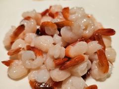 手剥河虾仁-蝶园·装修中(BFC外滩金融中心店)