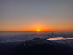 -紫金山山顶公园
