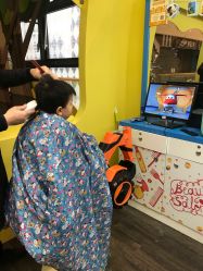 -童小剪儿童理发(万达广场西湖店)