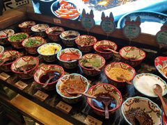 -老牌坊云南鱼豆花火锅(爱建店)
